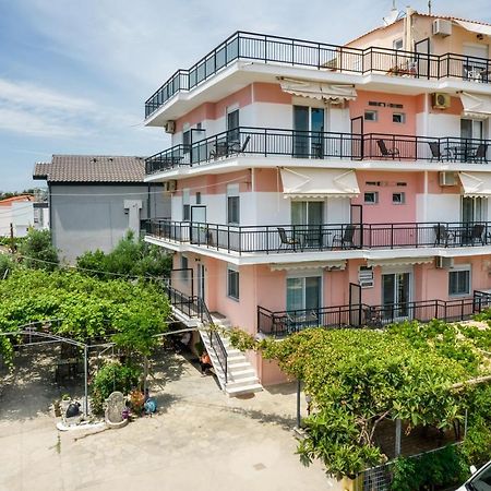 Ianos Apartments Потос Екстериор снимка