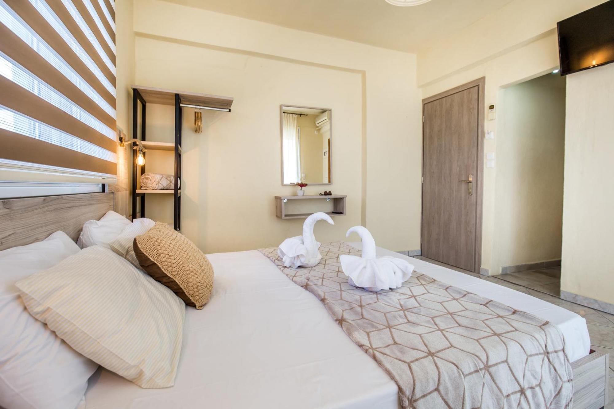 Ianos Apartments Потос Екстериор снимка