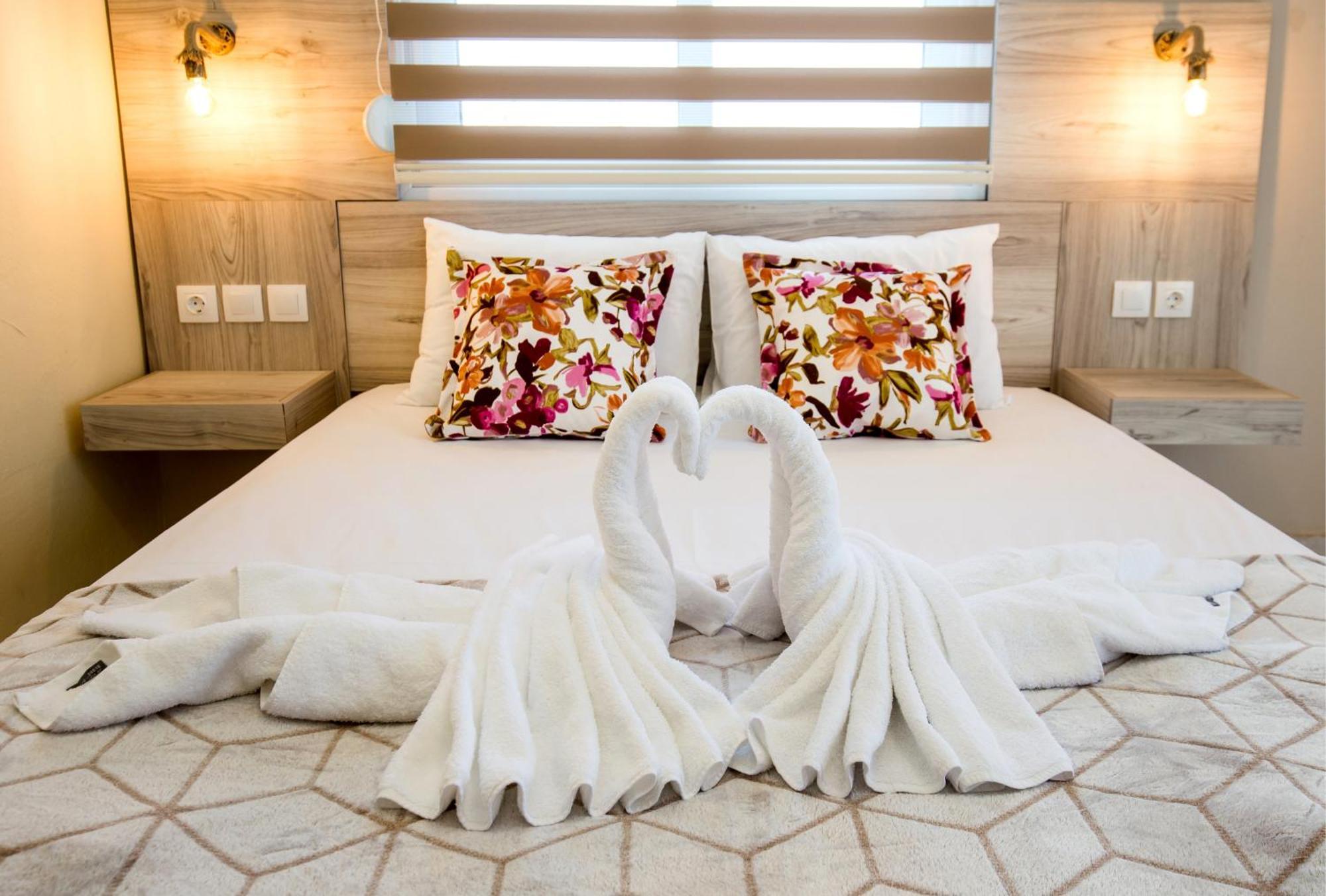 Ianos Apartments Потос Екстериор снимка